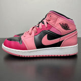 Size 5.5Y - Jordan 1 Mid Coral Chalk