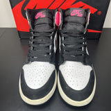 Size 8Y - Nike Air Jordan 1 Retro High OG Valentine's Day Pink